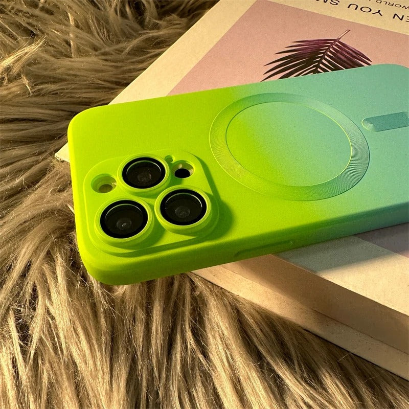 SILICONE MAGSAFE 'EARTH GREEN' PHONE CASE FOR APPLE